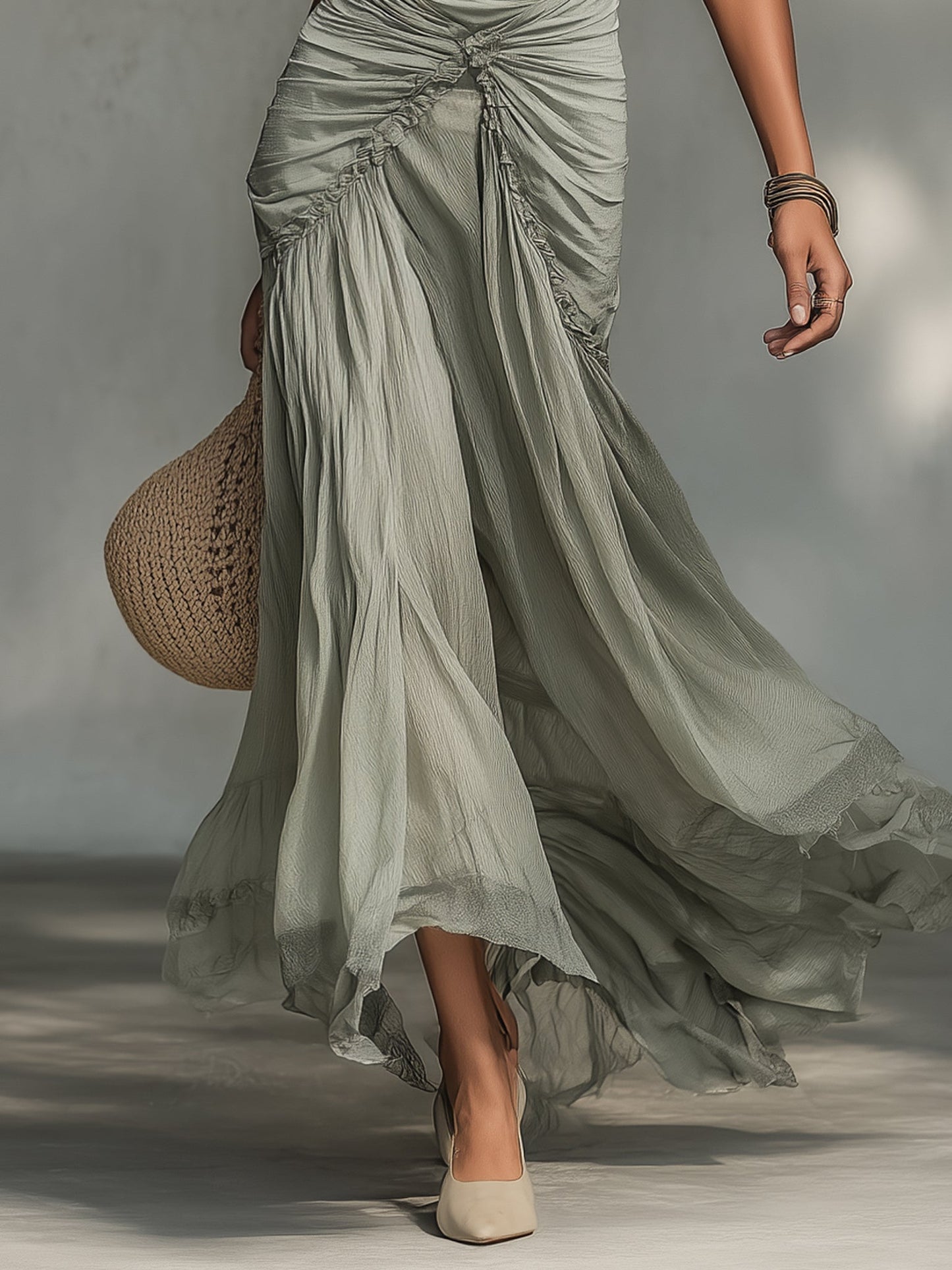 MARLYN · Robe longue grise en tissu extensible et chiffon