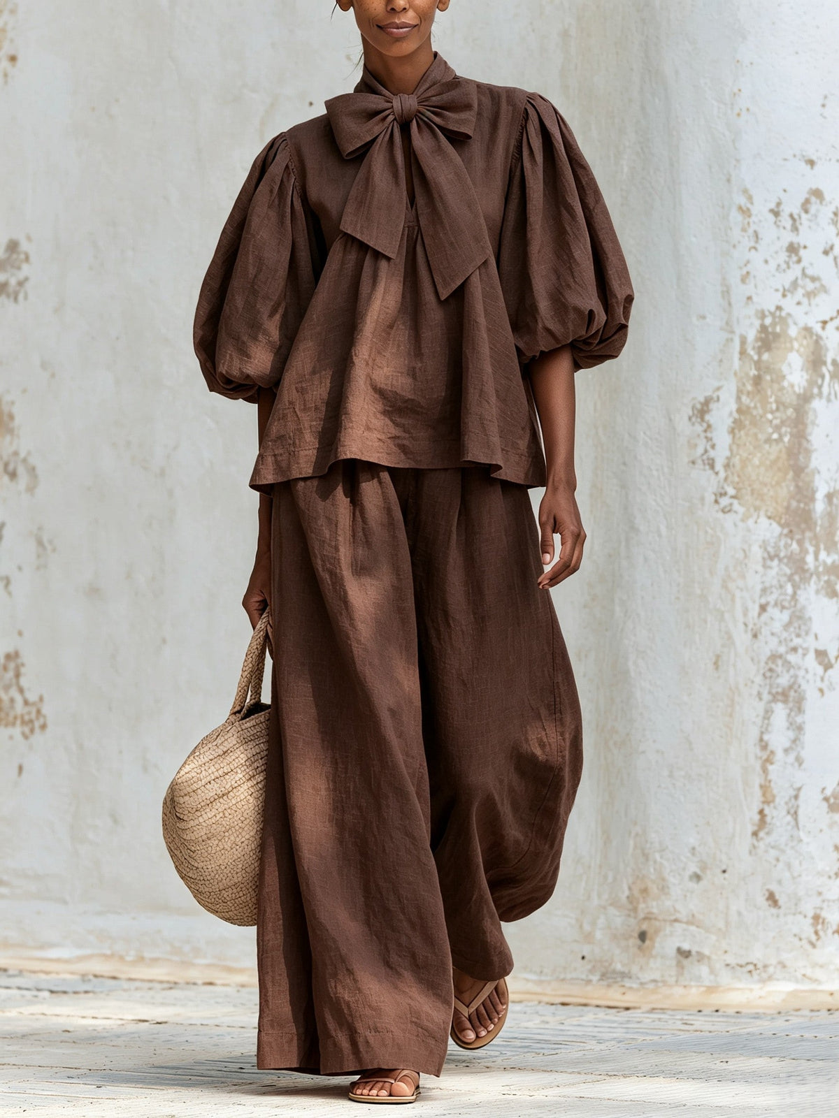 Beatrice™ | Ensemble Bohémien Rose Poudré en Mélange de Lin avec Décolleté à Nœud et Pantalons à Jambes Larges