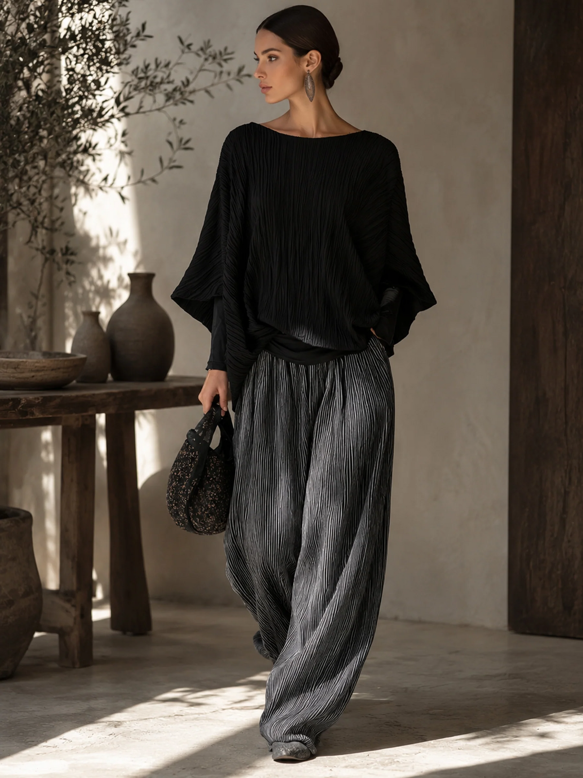 Geneviève™ | Ensemble Complet Deux Pièces Plissé avec Top Chauve-Souris et Pantalons à Jambe Large