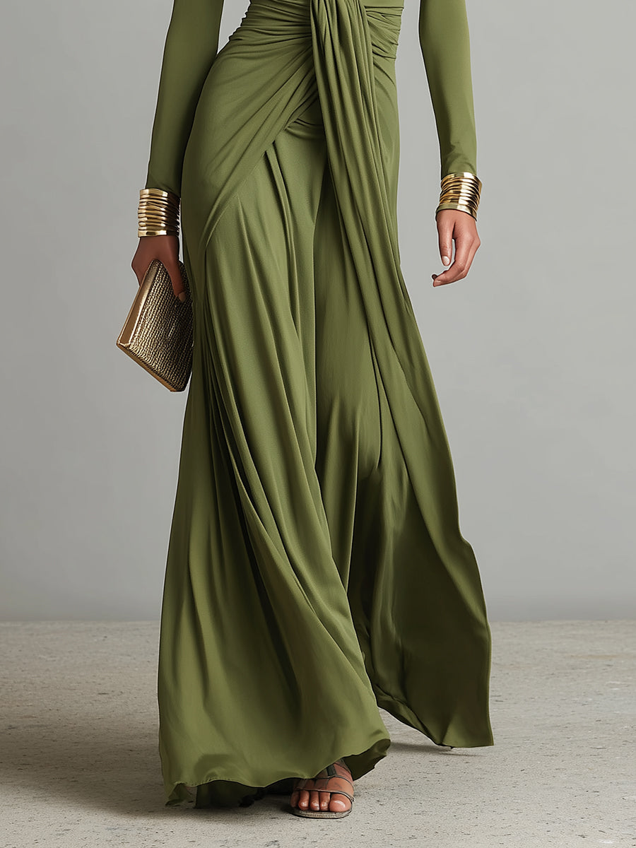 Sofía | Robe longue en soie vert olive avec décolleté en V et détails froncés