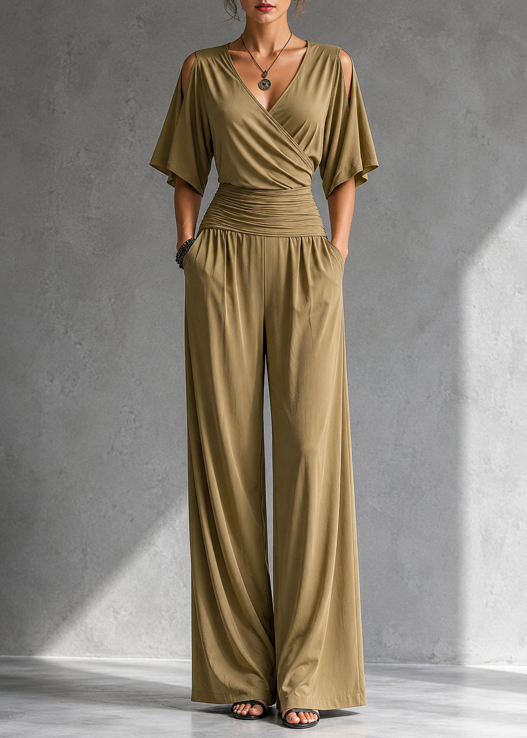 Alía | Ensemble Élégant avec Effet Croisé et Pantalon Large