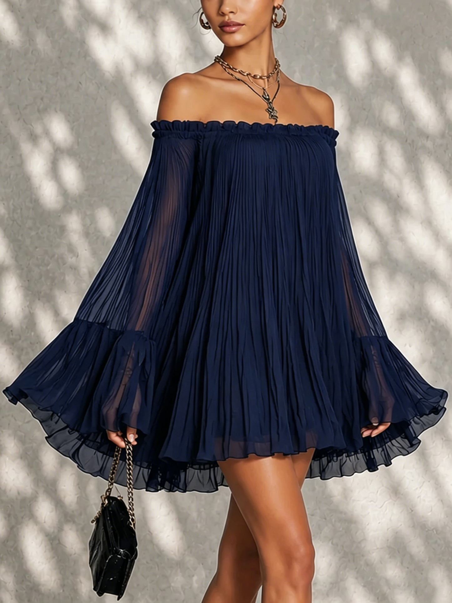 BEATRICE | ROBE MINI BLEUE À ÉPAULES DÉCOUVERTES
