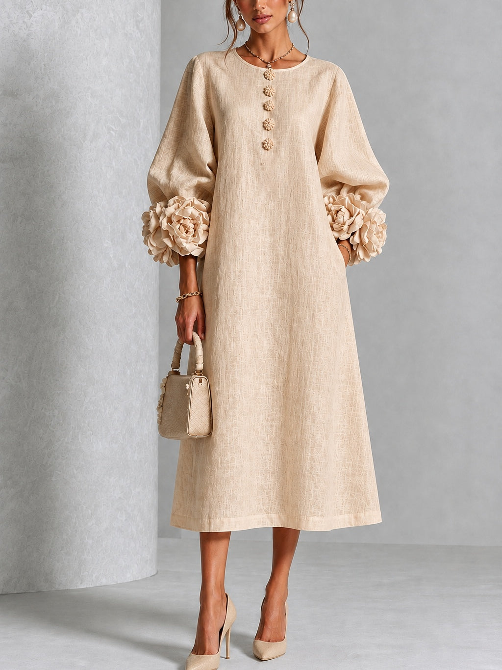 Giorgia | Robe midi à fleurs avec boutons et poignets décoratifs